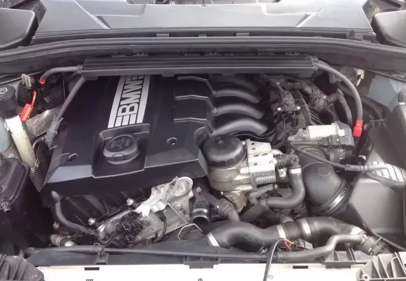 BMW 520i 2003 -2009 engine