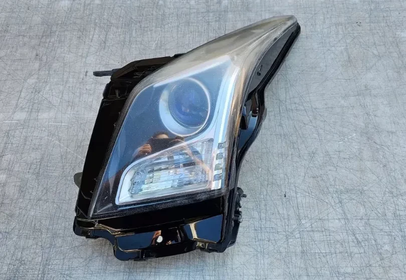 Left Side Headlight for Cadillac